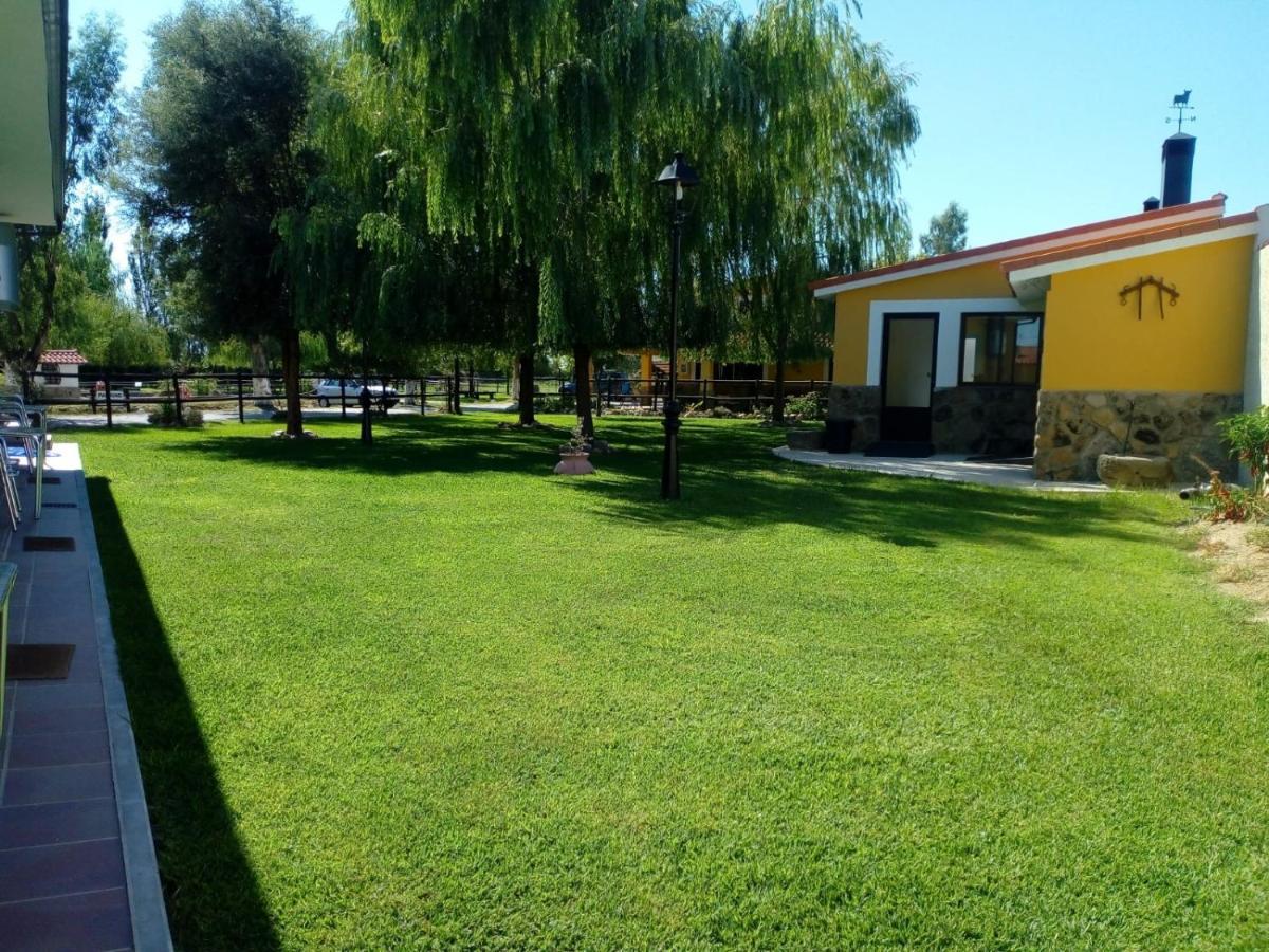 La Posada Hipica Rosalejo  Екстер'єр фото